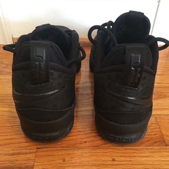 Lebron James Nike Zoom Basketball Shoes Men’s 8.0 - Picture 3 of 6